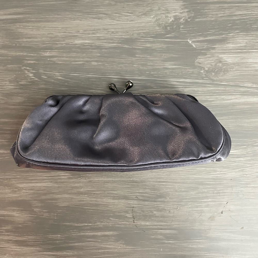 Jessica McClintock kiss lock clutch